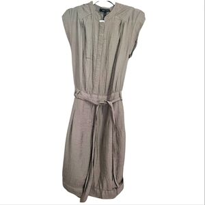 BCBGMAXAZRIA Olive/taupe linen blen cap sleeve tie front short romper. Size 4